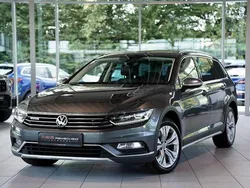 Grau Gebraucht 2016 VW Passat Alltrack Kombi | 23.900 € (Fairer Preis)