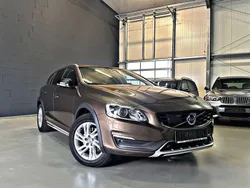Braun Gebraucht 2016 Volvo V60 Kombi | 13.790 € (Etwas zu teuer)
