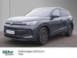 Deep black perleffekt Gebraucht 2025 VW Tiguan Life SUV | 41.480 € (Etwas zu teuer)