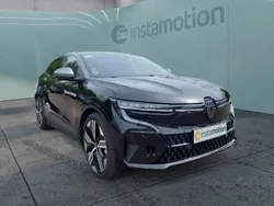 Schwarz Gebraucht 2023 Renault Mégane Iconic Limousine | 34.485 € (Fairer Preis)