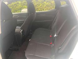 Weiß Gebraucht 2015 Nissan Qashqai Acenta SUV | 9.500 € (Fairer Preis)