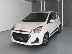 Weiß Gebraucht 2018 Hyundai i10 Kleinwagen | 9.990 € (Etwas zu teuer)