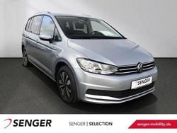 Silber Gebraucht 2024 VW Touran Move Van / Kleinbus | 33.280 € (Fairer Preis)
