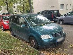 Grün Gebraucht 2005 VW Touran Van / Kleinbus | 799 € (Superpreis)