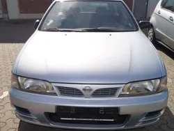 Silber Gebraucht 1997 Nissan Almera S Limousine | 4.950 €