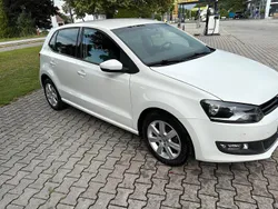 Weiß Gebraucht 2012 VW Polo Comfortline Kleinwagen | 5.000 € (Guter Preis)