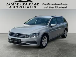 Mondsteingrau Gebraucht 2023 VW Passat Kombi | 26.990 € (Guter Preis)