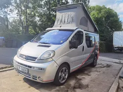 Silber Gebraucht 2005 Opel Vivaro Van | 8.200 € (Etwas zu teuer)