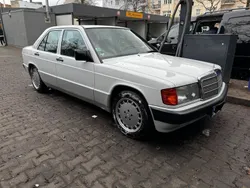 Weiß Gebraucht 1989 Mercedes 190 Limousine | 8.000 €
