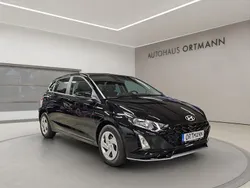 Phantom black / met Neu 2024 Hyundai i20 Select Limousine | 21.890 € (Fairer Preis)