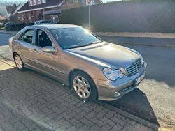 Gebraucht 2005 Mercedes C180 Elegance Limousine | 4.370 € (Fairer Preis)