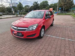 Rot Gebraucht 2009 Opel Astra Kombi | 1.400 € (Superpreis)