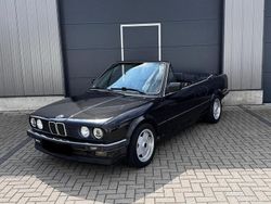 Schwarz Gebraucht 1990 BMW 320 Cabriolet Cabrio | 9.499 €