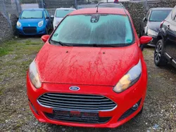 Rot Gebraucht 2014 Ford Fiesta Trend Kleinwagen | 4.000 € (Superpreis)