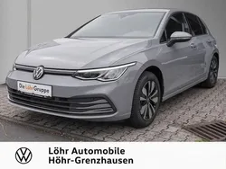 Mondsteingrau Gebraucht 2024 VW Golf VIII Move Limousine | 22.980 € (Superpreis)