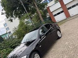 Schwarz Gebraucht 2008 BMW 318 Limousine | 5.900 € (Etwas zu teuer)