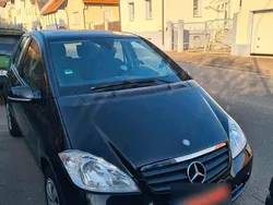 Schwarz Gebraucht 2011 Mercedes A180 Kleinwagen | 5.300 € (Fairer Preis)
