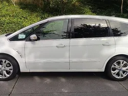 Weiß Gebraucht 2010 Ford S-MAX Titanium Van / Kleinbus | 5.500 € (Fairer Preis)
