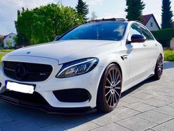 Weiß Gebraucht 2018 Mercedes C450 AMG AMG Limousine | 39.000 €