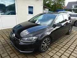 Schwarz Gebraucht 2015 VW Golf VII Highline Limousine | 12.790 € (Guter Preis)
