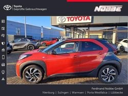 Rot Gebraucht 2023 Toyota Aygo Pulse Kleinwagen | 13.850 € (Guter Preis)