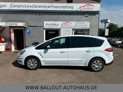 Weiß Gebraucht 2014 Ford S-MAX S Van / Kleinbus | 11.450 € (Etwas zu teuer)