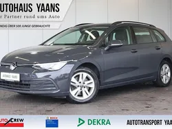 Grau Gebraucht 2022 VW Golf VIII Life Kombi | 16.399 € (Guter Preis)