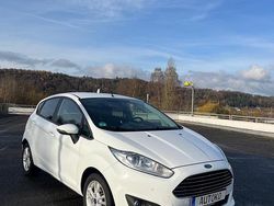 Weiß Gebraucht 2016 Ford Fiesta Limousine | 5.900 € (Fairer Preis)