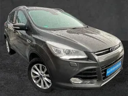 Grau Gebraucht 2016 Ford Kuga Titanium SUV | 7.500 € (Guter Preis)