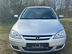 Silber Gebraucht 2005 Opel Corsa Cosmo Kleinwagen | 2.390 € (Teuer)