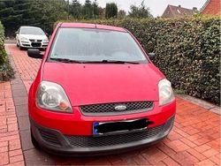 Rot Gebraucht 2008 Ford Fiesta Kleinwagen | 1.700 €