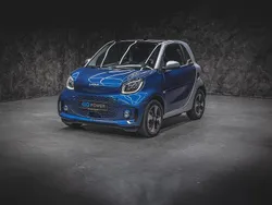 Blau Gebraucht 2021 Smart ForTwo Electric Drive Passion Exclusive Limousine | 12.999 € (Fairer Preis)