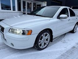 Weiß Gebraucht 2008 Volvo S60 Limousine | 6.850 €