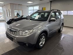 Silber Gebraucht 2011 Subaru Forester Comfort SUV | 12.500 € (Etwas zu teuer)