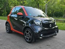 Schwarz Gebraucht 2016 Smart ForTwo Coupé Kleinwagen | 10.500 € (Fairer Preis)
