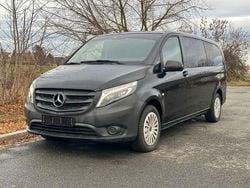 Schwarz Gebraucht 2022 Mercedes Vito Van | 33.990 € (Guter Preis)