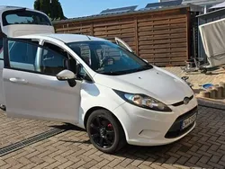 Weiß Gebraucht 2009 Ford Fiesta Trend Kleinwagen | 6.549 € (Fairer Preis)