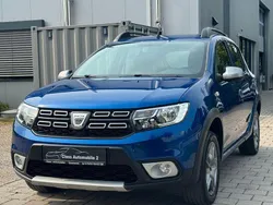Blau Gebraucht 2020 Dacia Sandero Prestige Kleinwagen | 10.490 € (Fairer Preis)