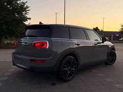 Grau Gebraucht 2017 Mini One Clubman Kombi | 12.990 € (Fairer Preis)