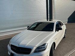 Weiß Gebraucht 2011 Mercedes CLS63 AMG AMG Limousine | 38.150 € (Etwas zu teuer)
