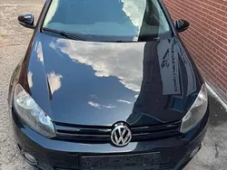 Schwarz Gebraucht 2011 VW Golf VI Kleinwagen | 6.200 € (Fairer Preis)