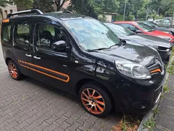 Schwarz Gebraucht 2020 Renault Kangoo Intens Van / Kleinbus | 12.900 € (Fairer Preis)