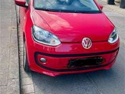Rot Gebraucht 2015 VW up! Kleinwagen | 9.499 € (Fairer Preis)