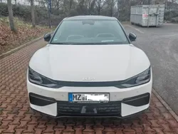 Weiß Gebraucht 2022 Kia EV6 2 SUV | 40.900 € (Fairer Preis)