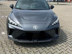 Grau Gebraucht 2023 MG MG4 EV Luxury Kleinwagen | 20.500 € (Guter Preis)