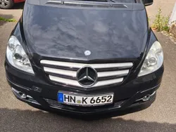 Schwarz Gebraucht 2009 Mercedes B180 Van / Kleinbus | 5.000 € (Fairer Preis)