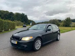 Schwarz Gebraucht 2011 BMW 318 Kombi | 3.800 € (Superpreis)
