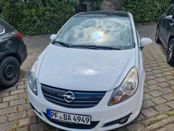 Weiß Gebraucht 2009 Opel Corsa Color Edition Limousine | 2.199 € (Superpreis)