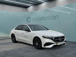Weiß Gebraucht 2024 Mercedes E200 AMG Limousine | 65.360 €