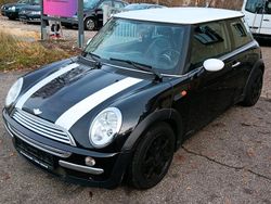 Schwarz Gebraucht 2003 Mini Cooper Kleinwagen | 1.850 €